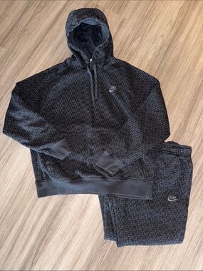Nike Black Textured Logo Hoodie & Joggers Set